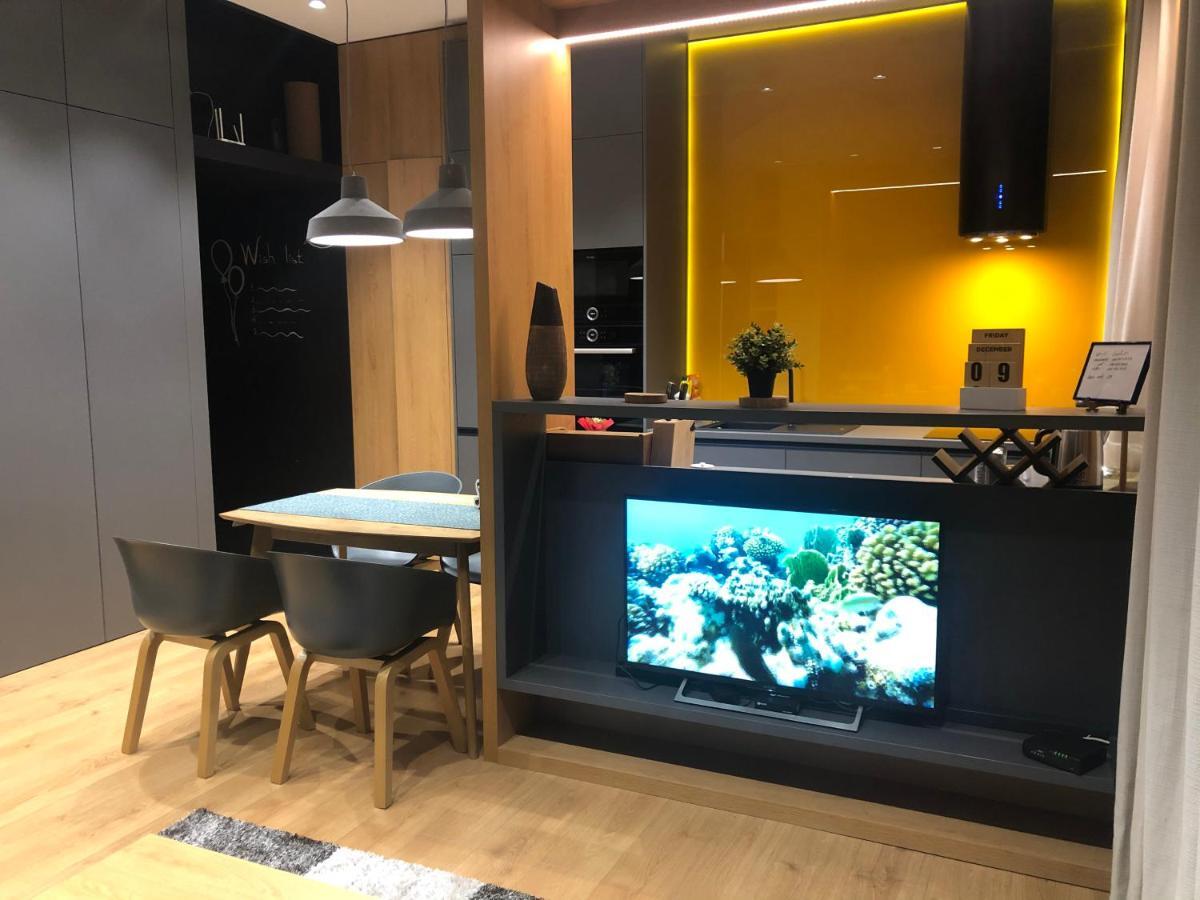 Apartments "Під Дубом"- "Under The Oak" Lviv Ngoại thất bức ảnh