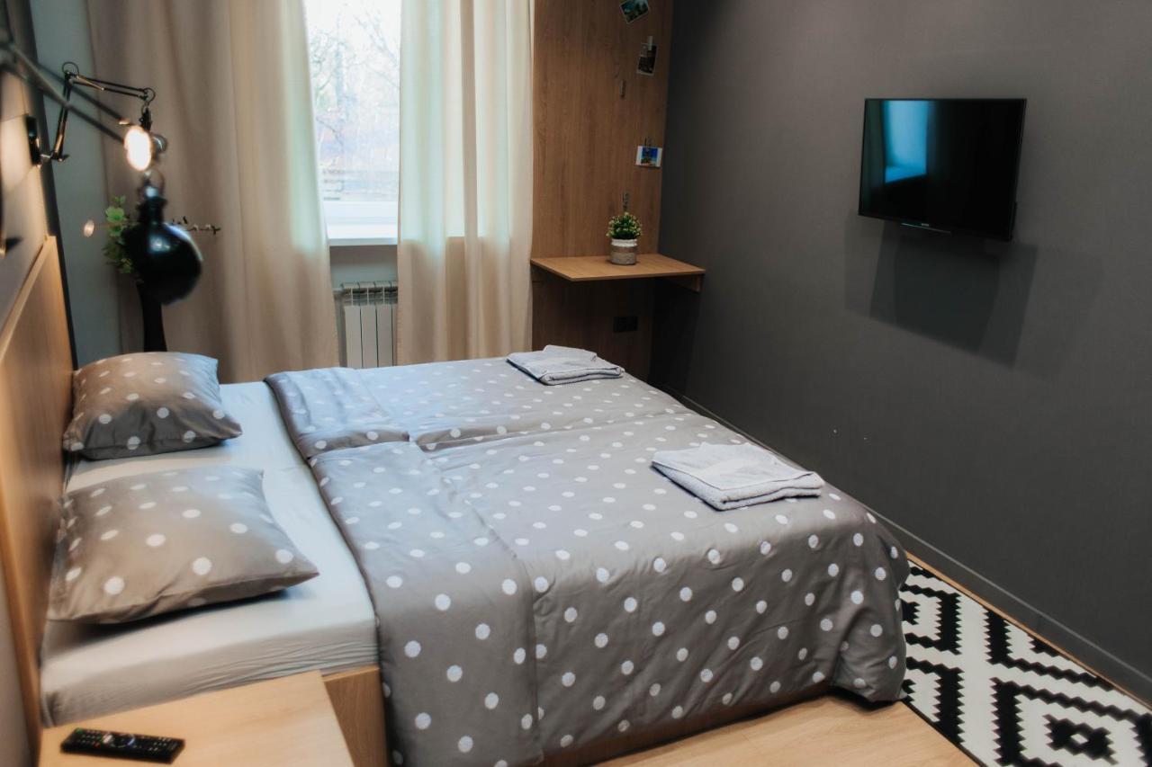 Apartments "Під Дубом"- "Under The Oak" Lviv Ngoại thất bức ảnh